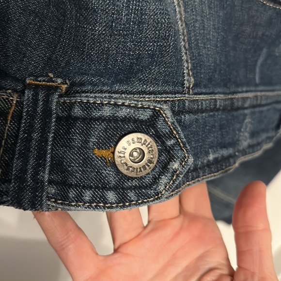 Beautiful cropped lightly distressed denim jacket. The Vampire diaries. PTP 19”. - Picture 3 of 16